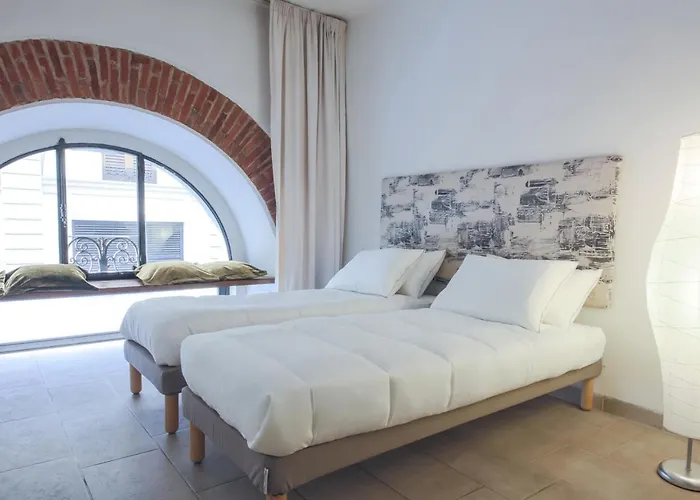 Duomo Deluxe Apartment